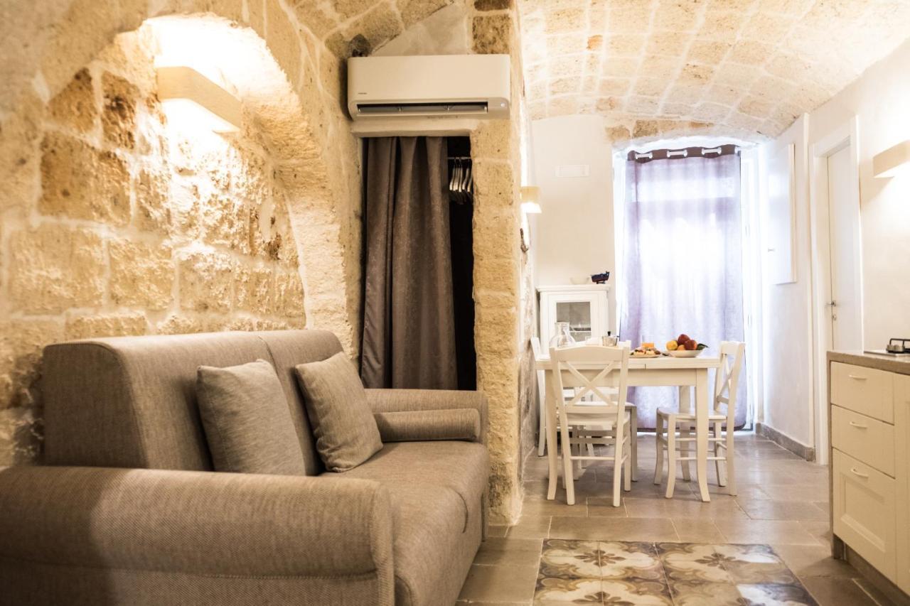 Dimore Del Borgo Antico - Il Sottano Monopoli Eksteriør bilde