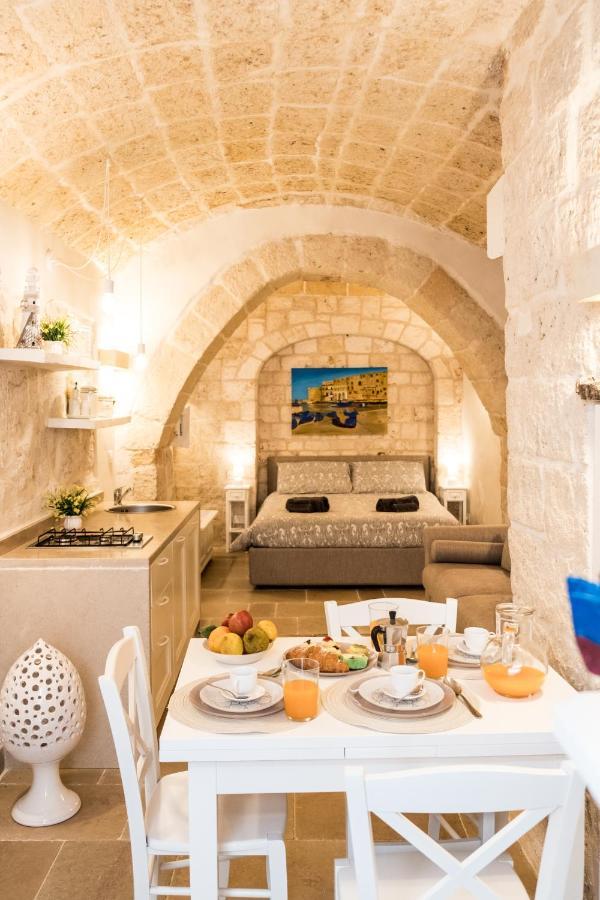 Dimore Del Borgo Antico - Il Sottano Monopoli Eksteriør bilde