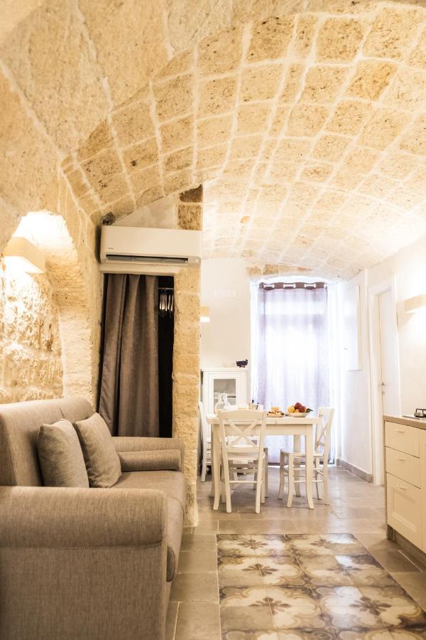 Dimore Del Borgo Antico - Il Sottano Monopoli Eksteriør bilde