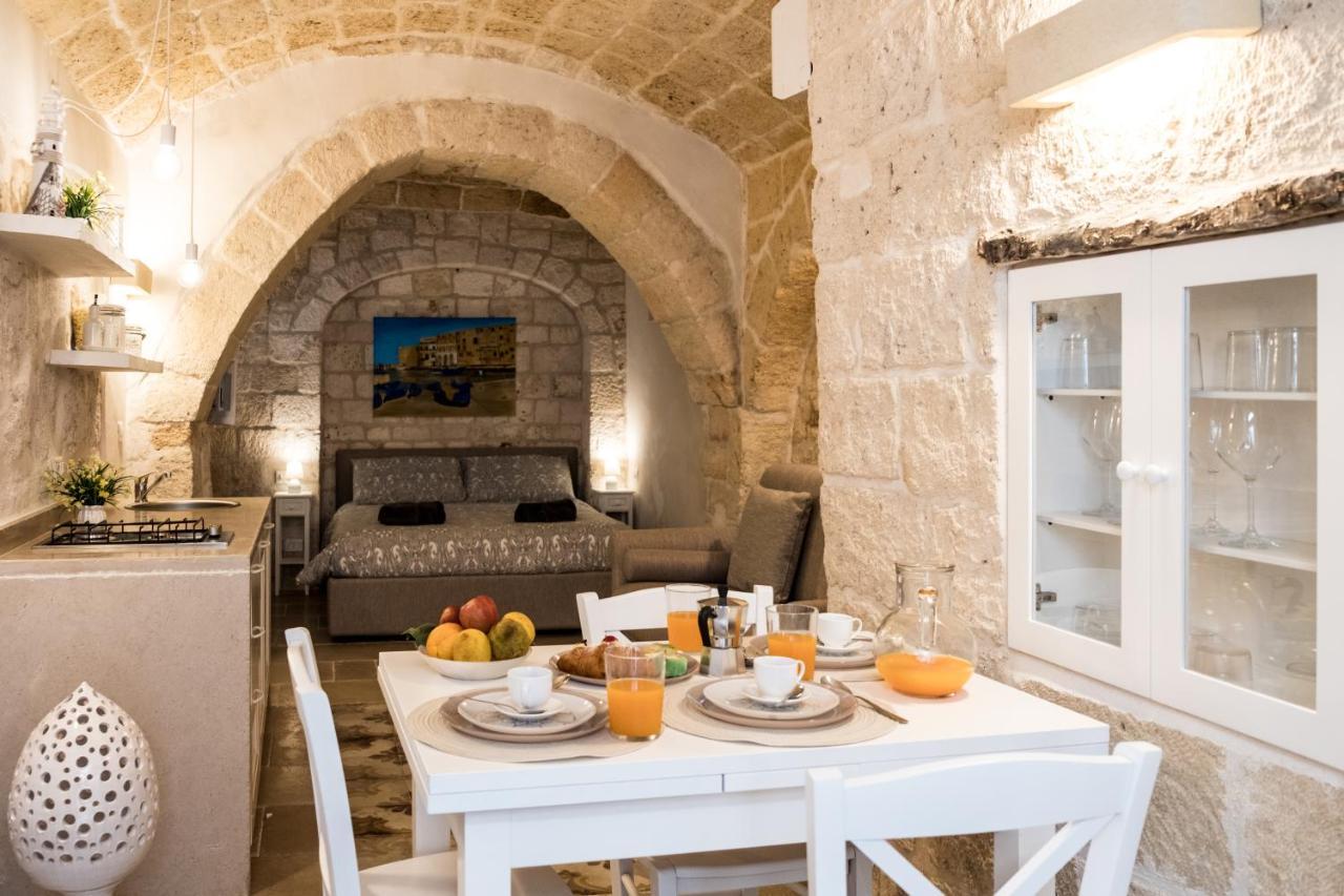 Dimore Del Borgo Antico - Il Sottano Monopoli Eksteriør bilde